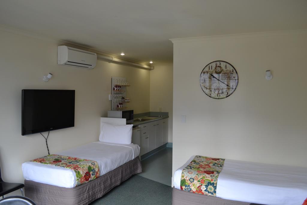 Colonial Lodge Motel Taupo Eksteriør billede