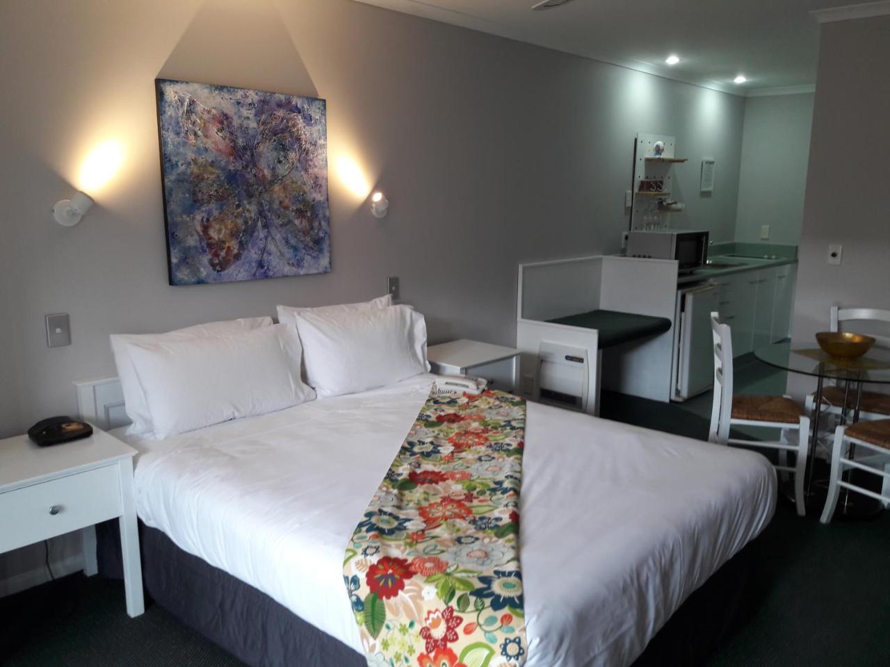 Colonial Lodge Motel Taupo Eksteriør billede
