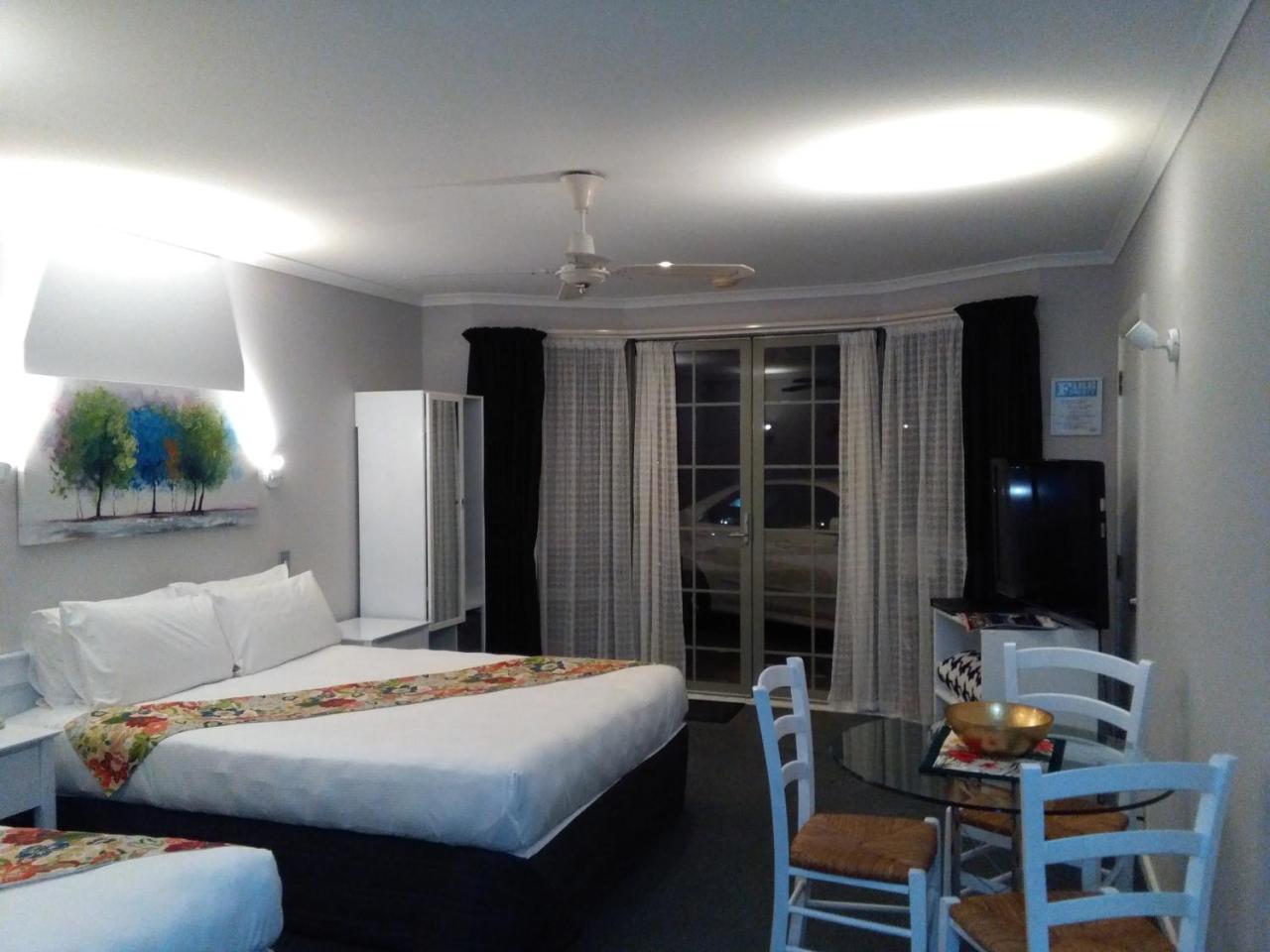 Colonial Lodge Motel Taupo Eksteriør billede