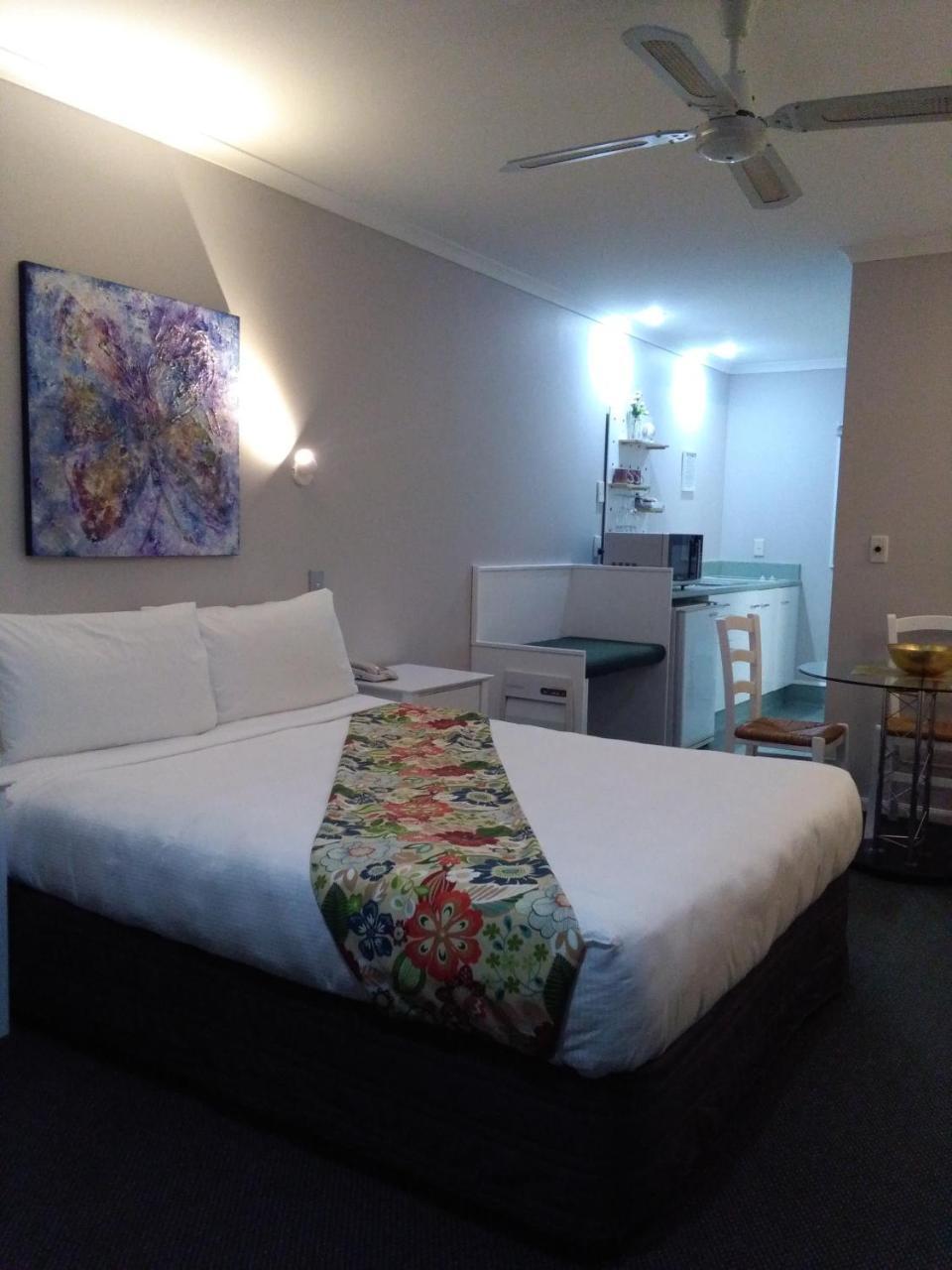 Colonial Lodge Motel Taupo Eksteriør billede