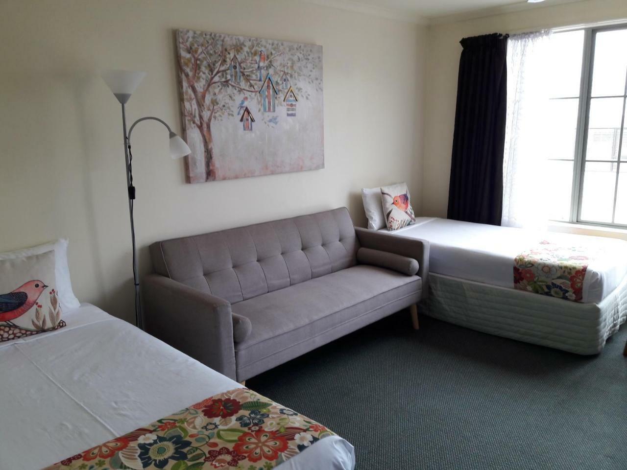 Colonial Lodge Motel Taupo Eksteriør billede